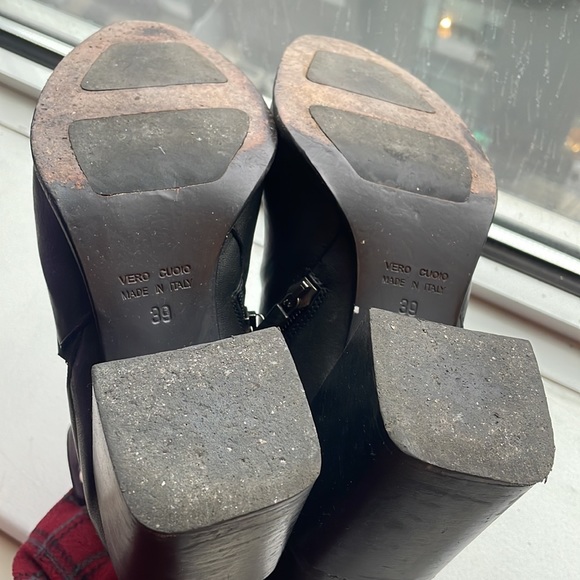 Block heel booties - Picture 5 of 5